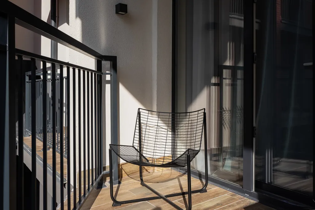 Квартира Квартира Дизайнерская евродвушка Европа с балконом — Калининград