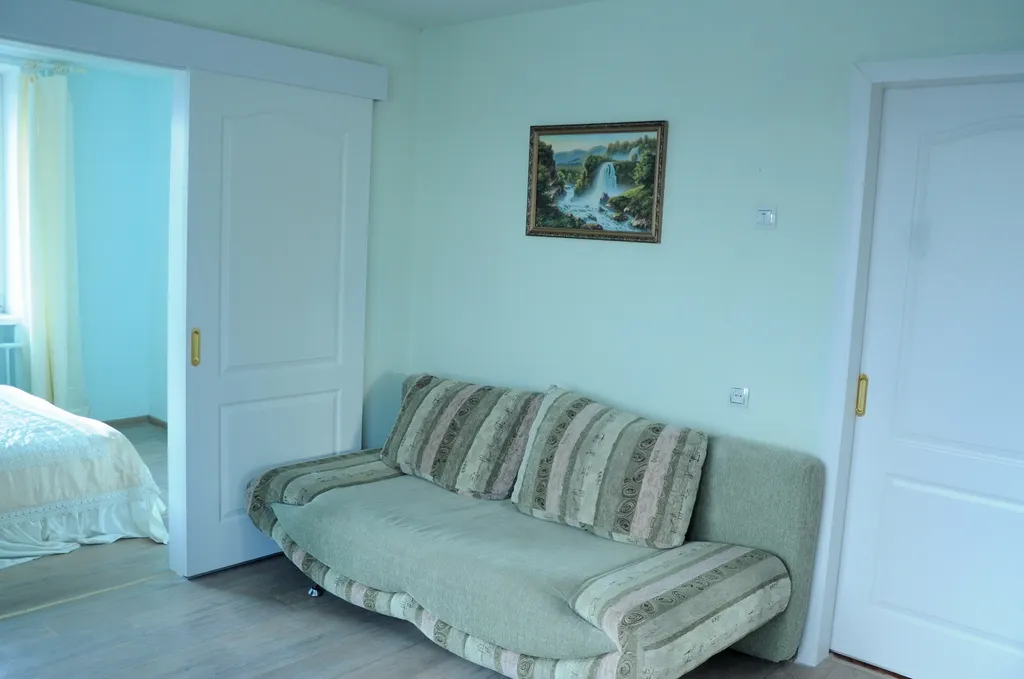 2-комнатная уютная квартира в 7 минутах езды от вокзала