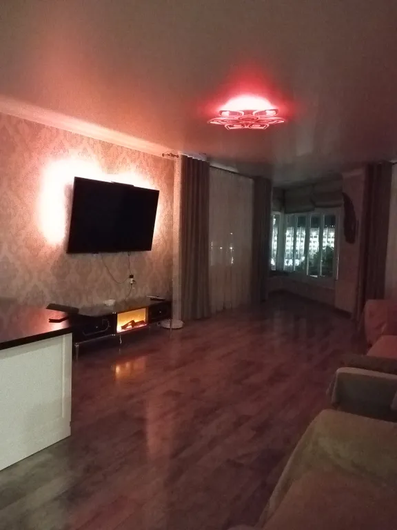 Квартира с видом на горы и набережную в центре города