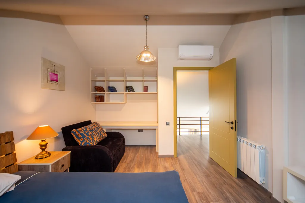 Luxury 4 bedroom apartment 1 in the city centar of Tbilisi