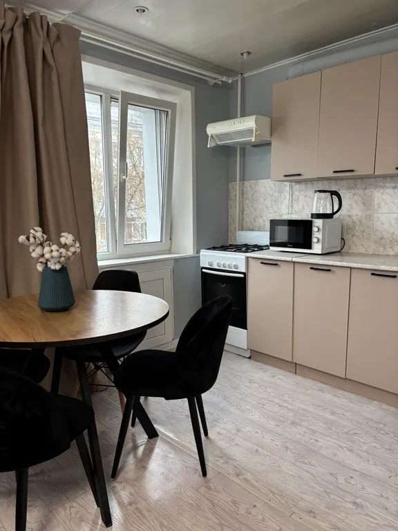 Светлая квартира-студия