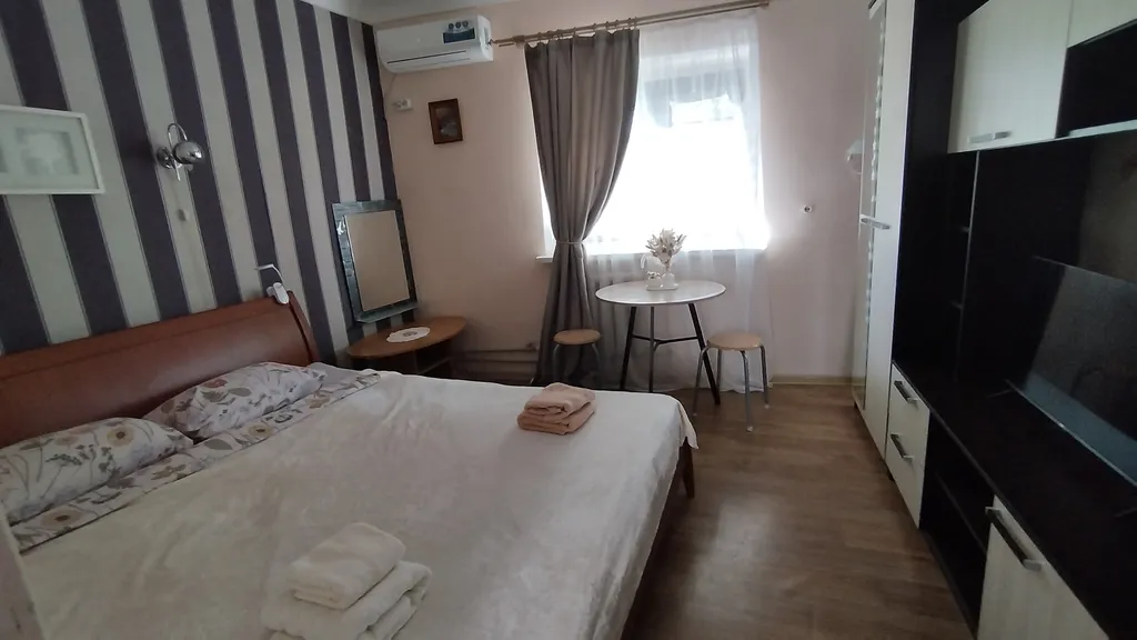 Коттедж Уютный домик в частном секторе — аренда посуточно в Феодосия