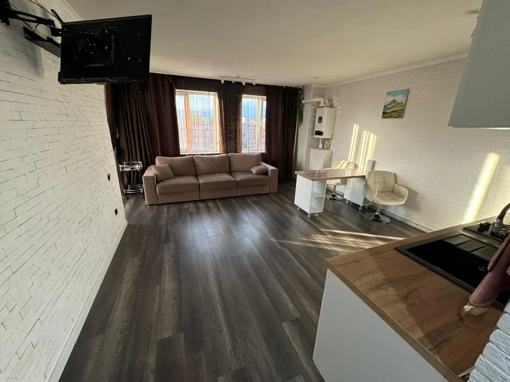 Квартира Квартира с видом на горы! — Владикавказ