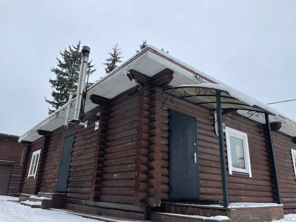 Коттедж с баней и бассейном - купелью на 8 человека Леноблости