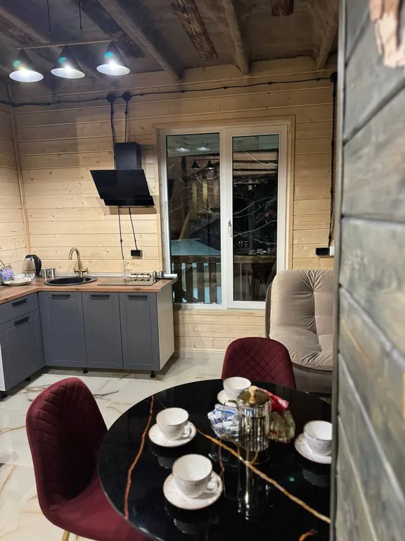 Коттедж Афрейм, домик в лесу — Архыз