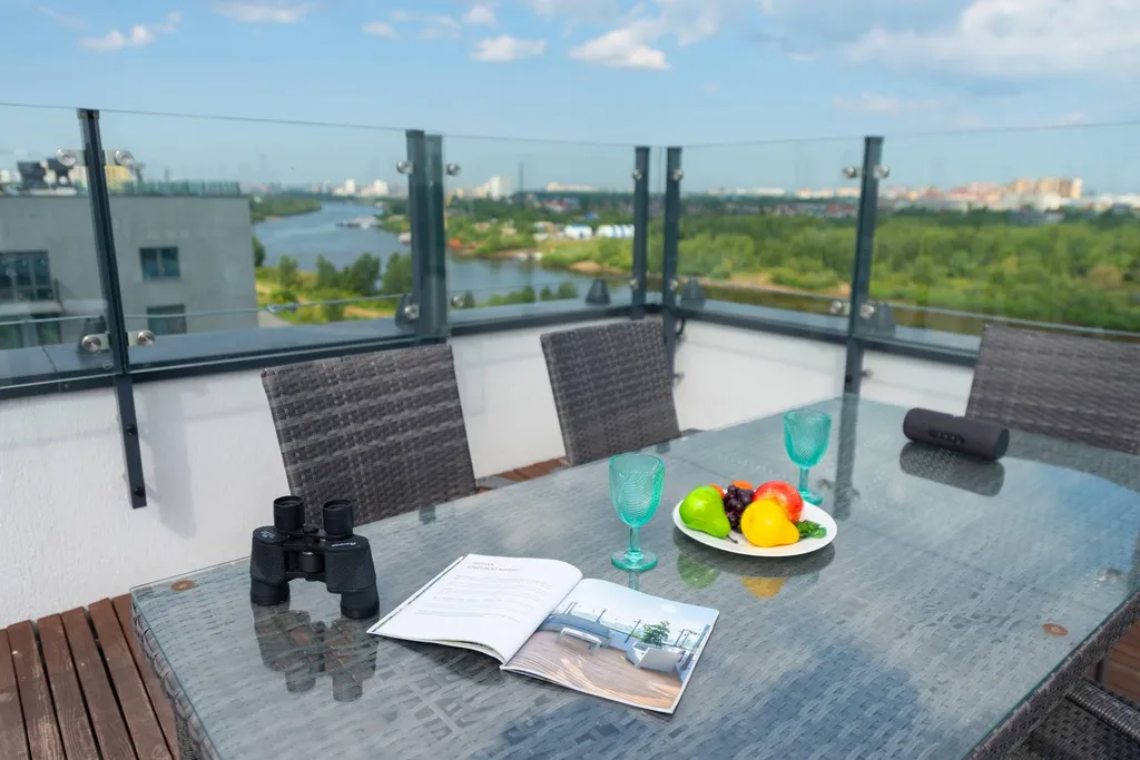 Квартира A-Studio с террасой на крыше и мангалом на берегу Туры — аренда посуточно в Тюмень