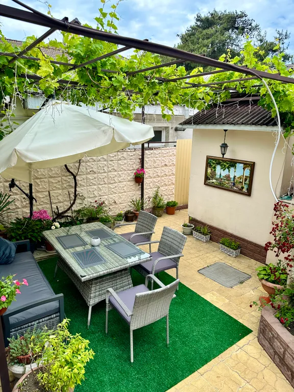 Коттедж Уютный этаж под ключ в центре города — аренда посуточно в Геленджик