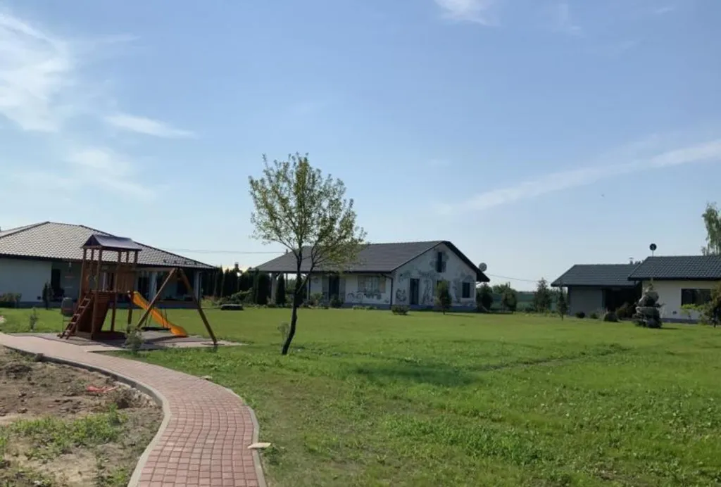 4-комнатный Дом