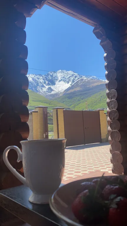 Коттедж Двухэтажный дом из сруба в живописном месте — аренда посуточно в Верхний Фиагдон