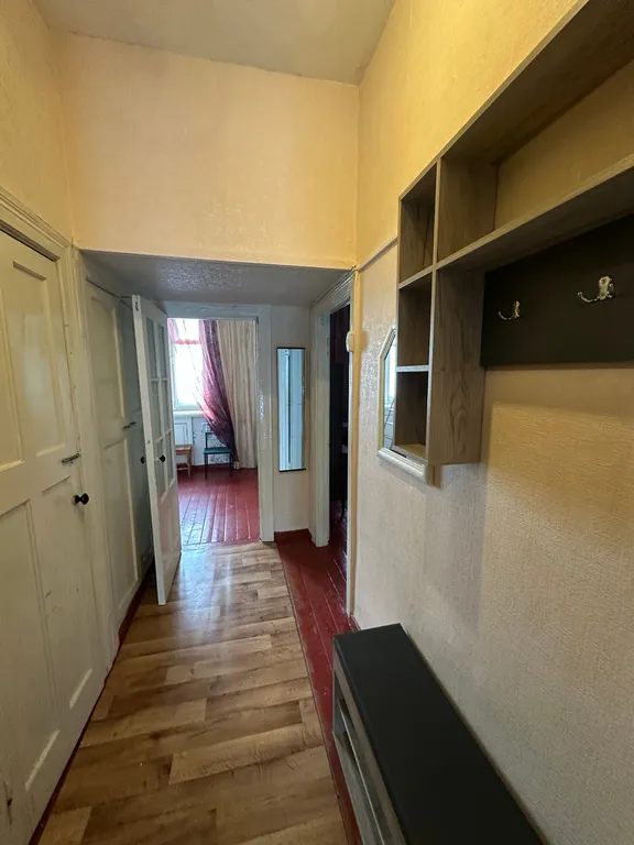 Квартира 1-комнатная Квартира — Кировск