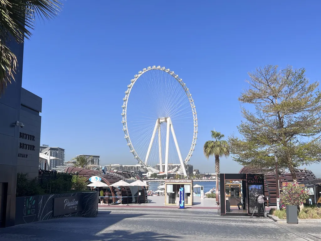 Трёхкомнатная квартира в 3 минутах от пляжа