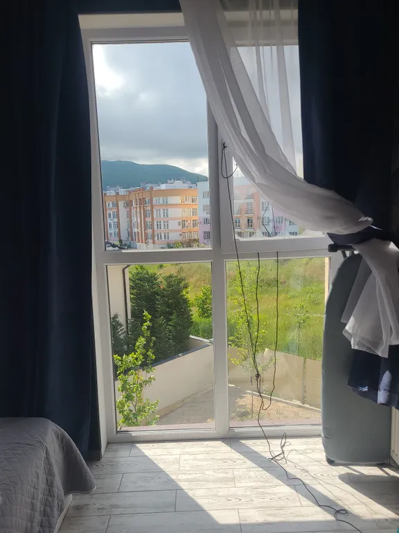 Студия с видом на море и горы