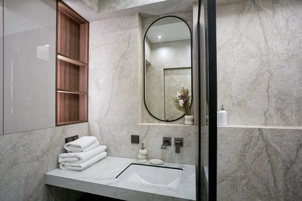 Студия с террасой и видом на море в скай плаза 3