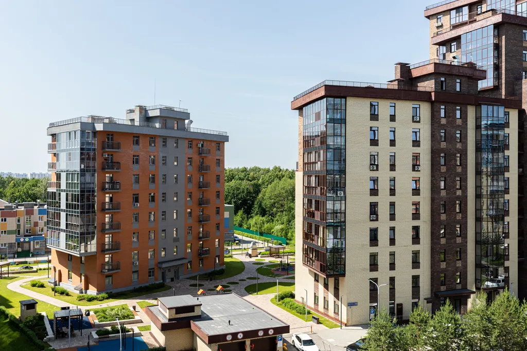 3 отдельные спальни, 9 человек, с приставкой + смарт-тв