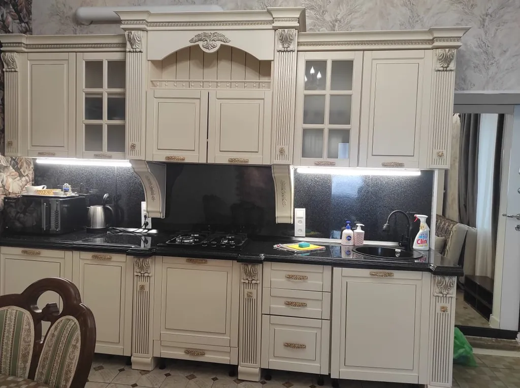 Квартира в центре курортной зоны с раздельными комнатами и кухней-гостиной