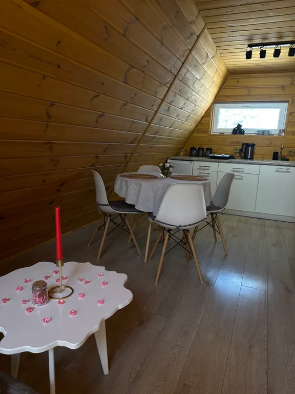 Треугольный дом с баней и купелью вблизи Несвижа