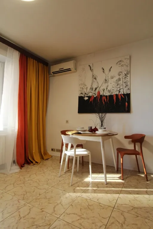 Двухкомнатная квартира в тихом районе