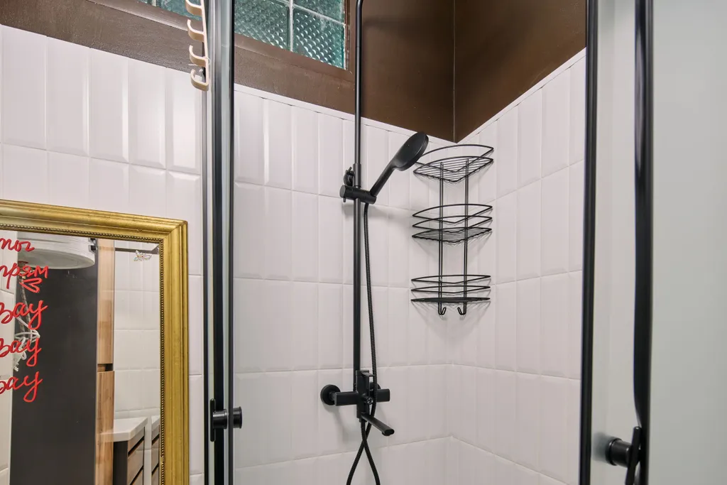 12-местный апартамент в ретро стиле с кинотеатром и Sony PS4