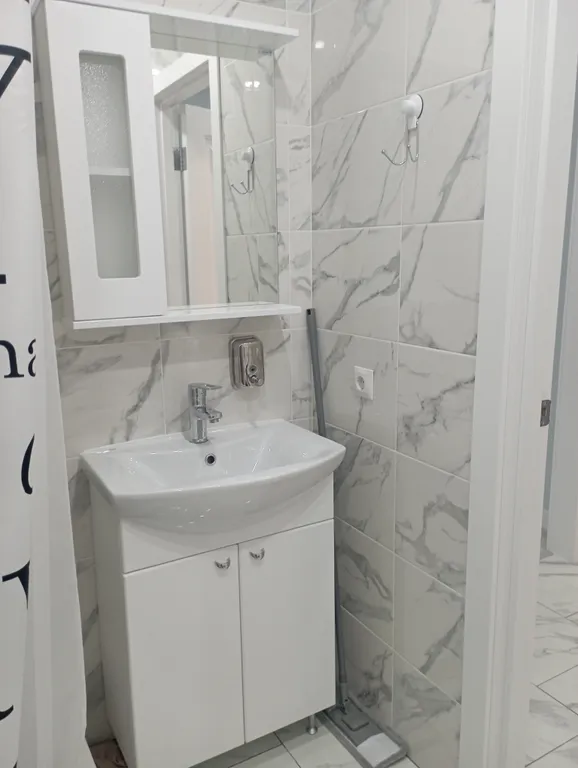 Апартаменты близко к Кремлю, ДС Кристалл, Драматическому театру