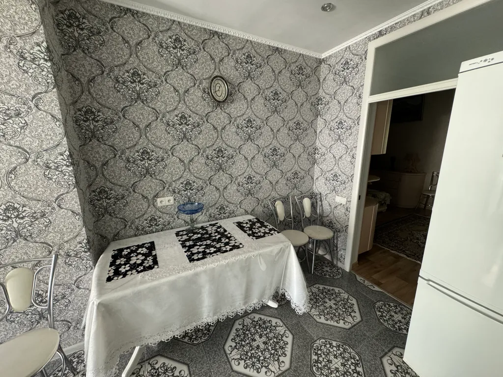 Коттедж Дом в хорошем районе, без соседей — Евпатория