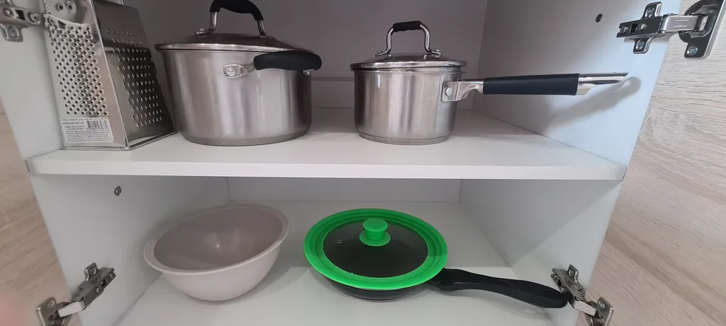 Новая квартира в новом доме со свежим запахом ремонта и новой мебелью
