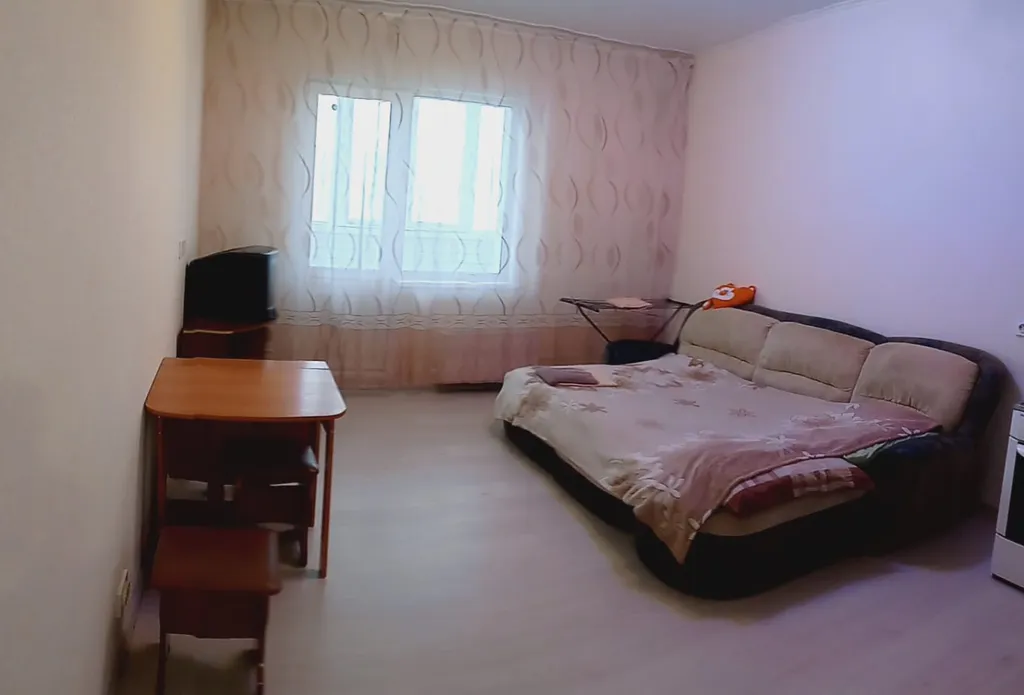 Студия в голубом