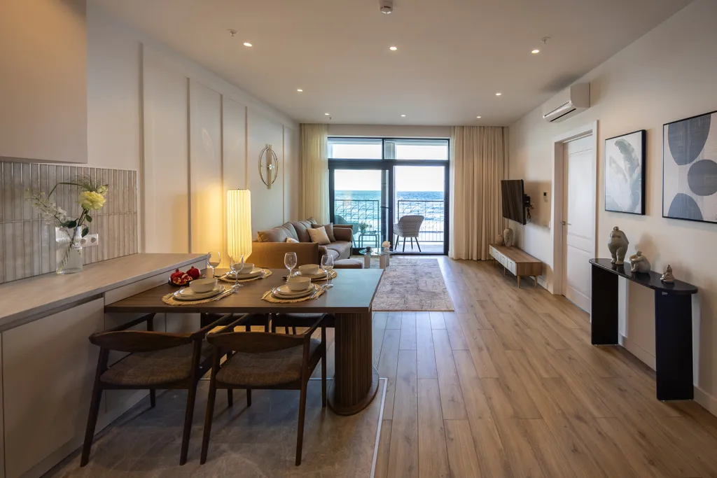 Апартамент с прямым видом на море, 1 линия жк променад