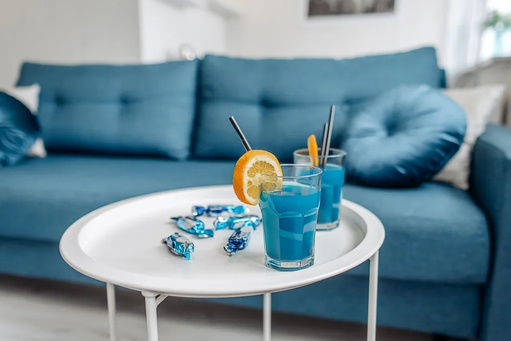 Студия на пешеходной улице в самом центре города