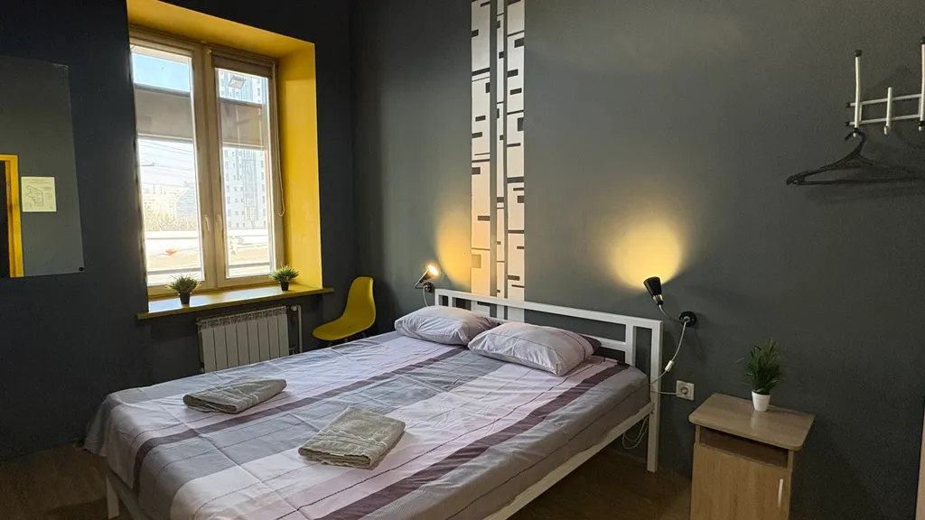 Квартира Индивидуальный номер с двуспальной кроватью 2-местный — аренда посуточно в Красноярск