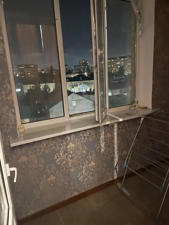 Квартира Квартира в самом центре города, через дорогу два пляжа, рядом с парками — Махачкала