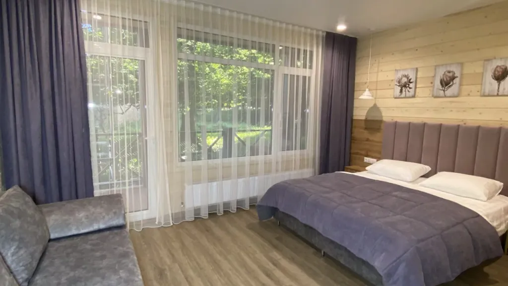 4-комнатная Квартира