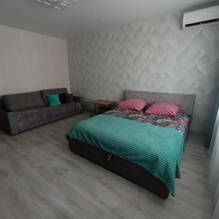 Новая и чистая 1-комнатная квартира