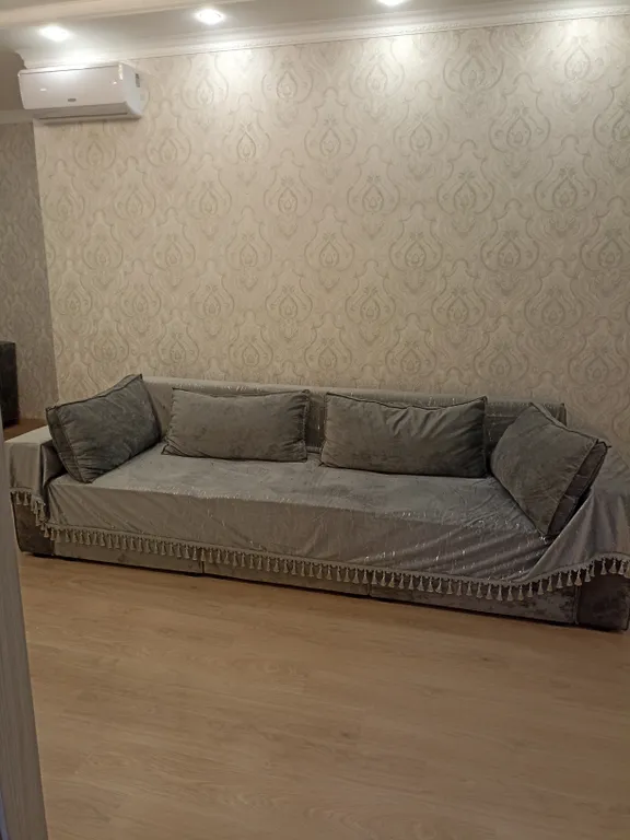 Дом с парковкой