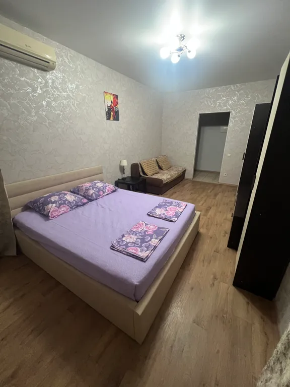 Уютная квартира — аренда посуточно в Дивноморское