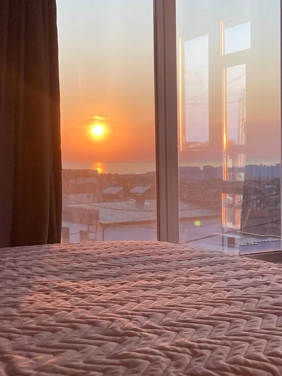 Дом с видом на море и горы