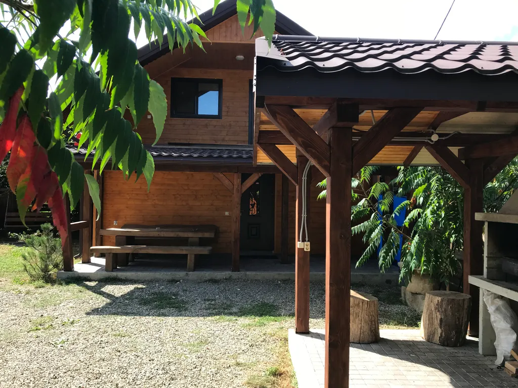 Вилла Дах де люкс