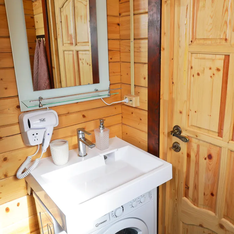 Эко коттедж с видом на море на 6 человек с отдельным двором