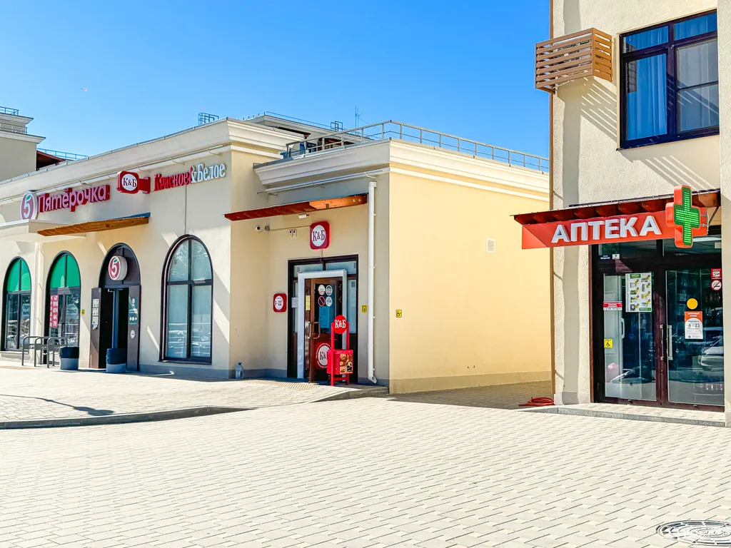 Квартира в Долине Сукко, 5 бассейнов на территории, качели на балконе