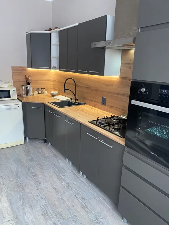 Коттедж Сдается большой, уютный  дом — аренда посуточно в Геленджик