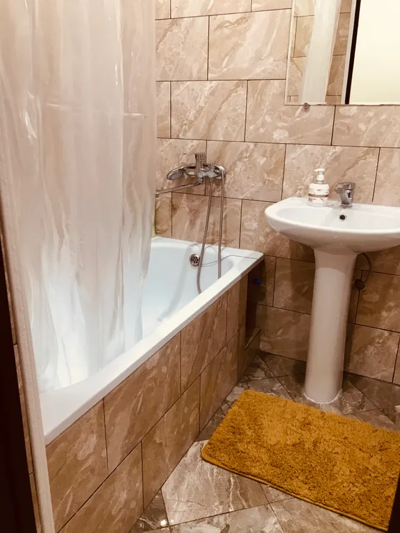 Уютная и чистая квартира в районе ТРЦ Галерея