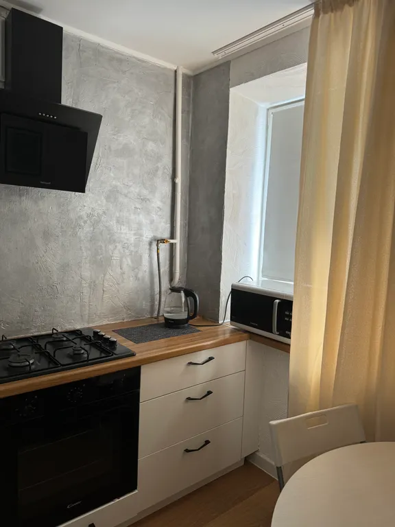 Ухоженная 2-комнатная квартира в центре у жд вокзала