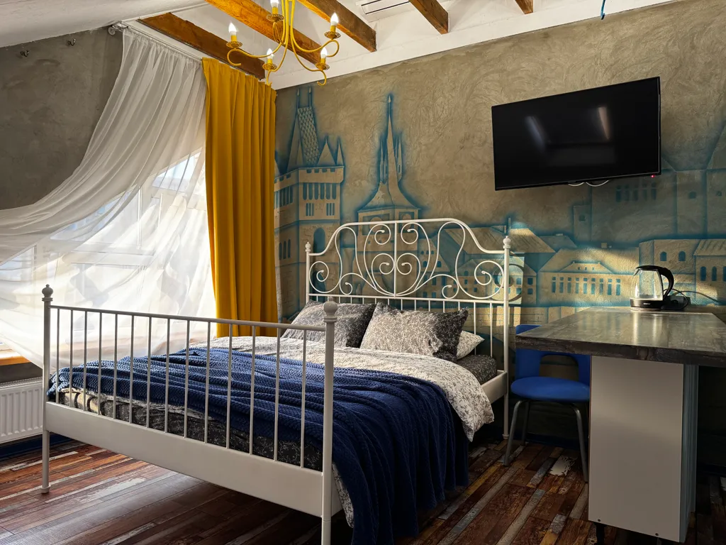 Квартира Квартира Апартамент с балконом на мансардном этаже с видом на море — Геленджик