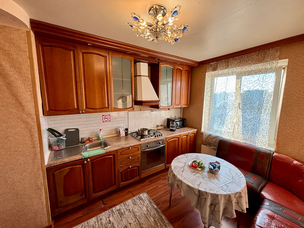 Трёхкомнатная квартира в Калининце