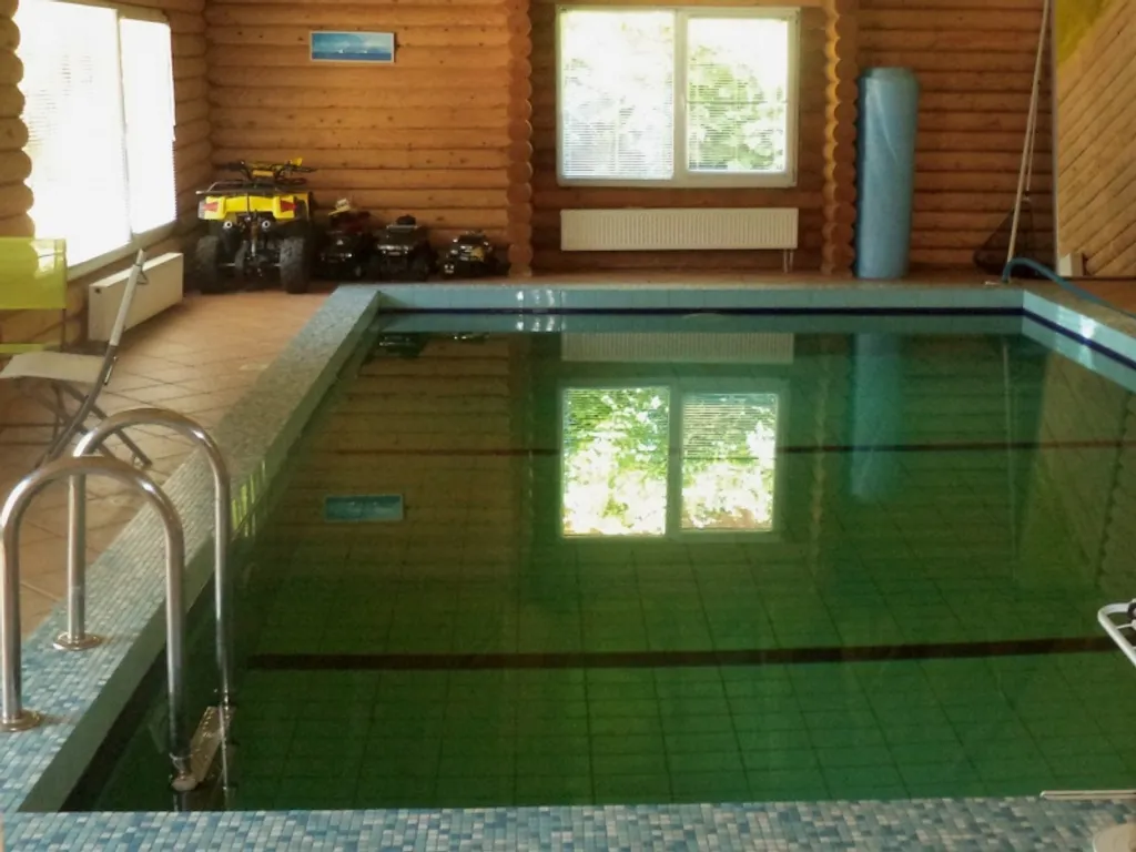 6-комнатный Дом