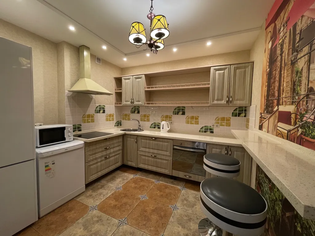 Комната №1 с индивидуальным с/у в ЖК Бажовский Премиум