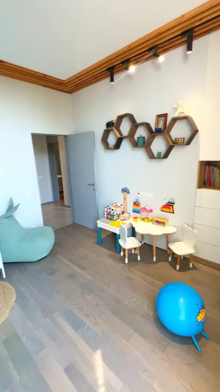 Роскошный 3-этажный дом с бассейном, видом на море и национальным парк