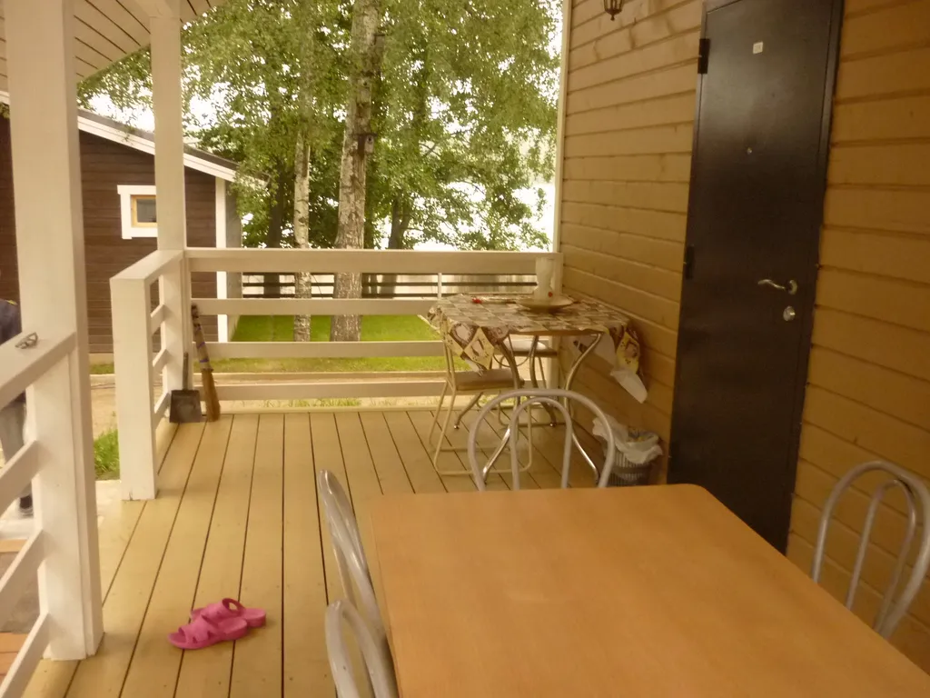 Коттедж на берегу озера