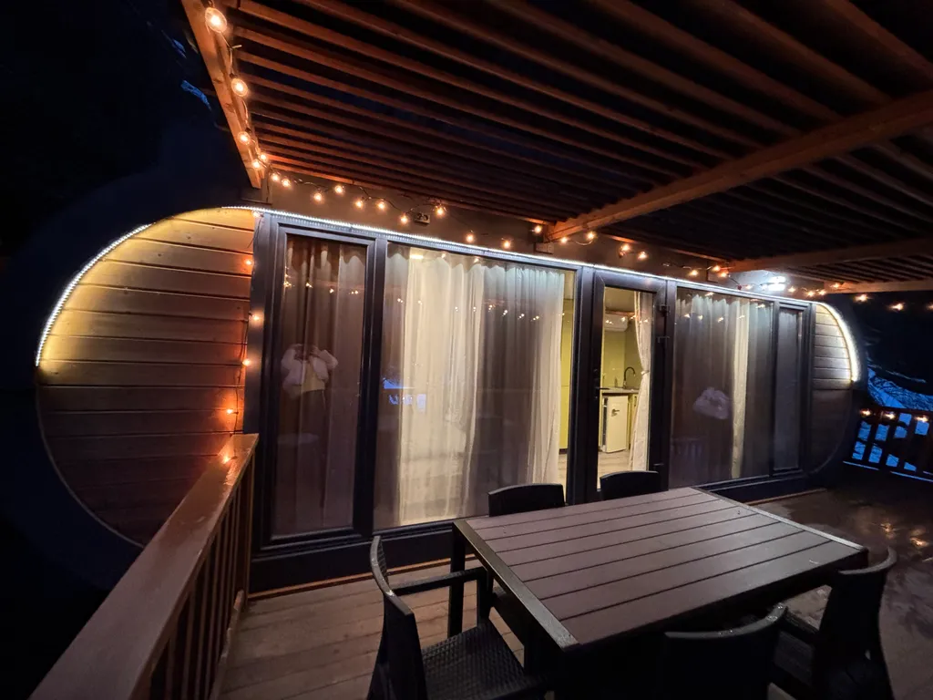 Дом у реки с видом на горы с купелью и баней