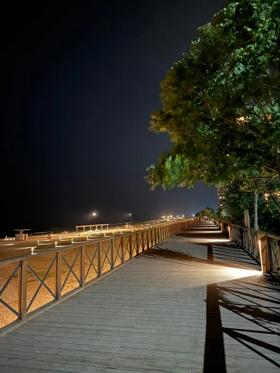 Квартира Новая уютная чистая квартира с евроремонтом с видом на море — Махачкала