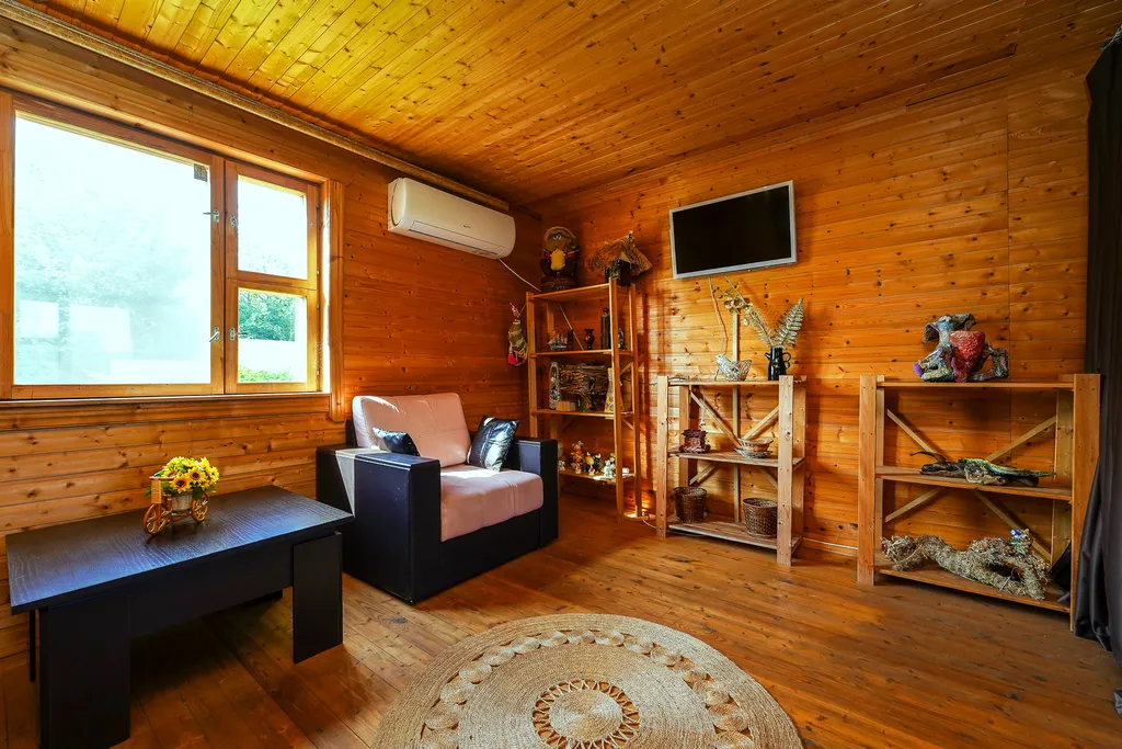 Эко-дом из Сруба с бассейном